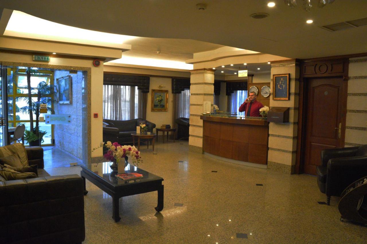 Capri Hotel Suites Amman Exterior photo